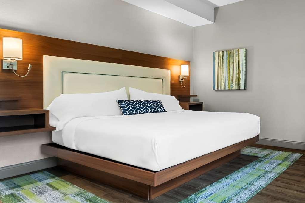 Best Western Plus Mont-Laurier Oda fotoğraf