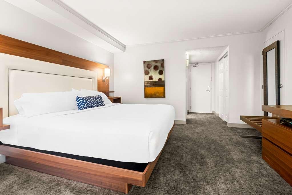 Best Western Plus Mont-Laurier Oda fotoğraf